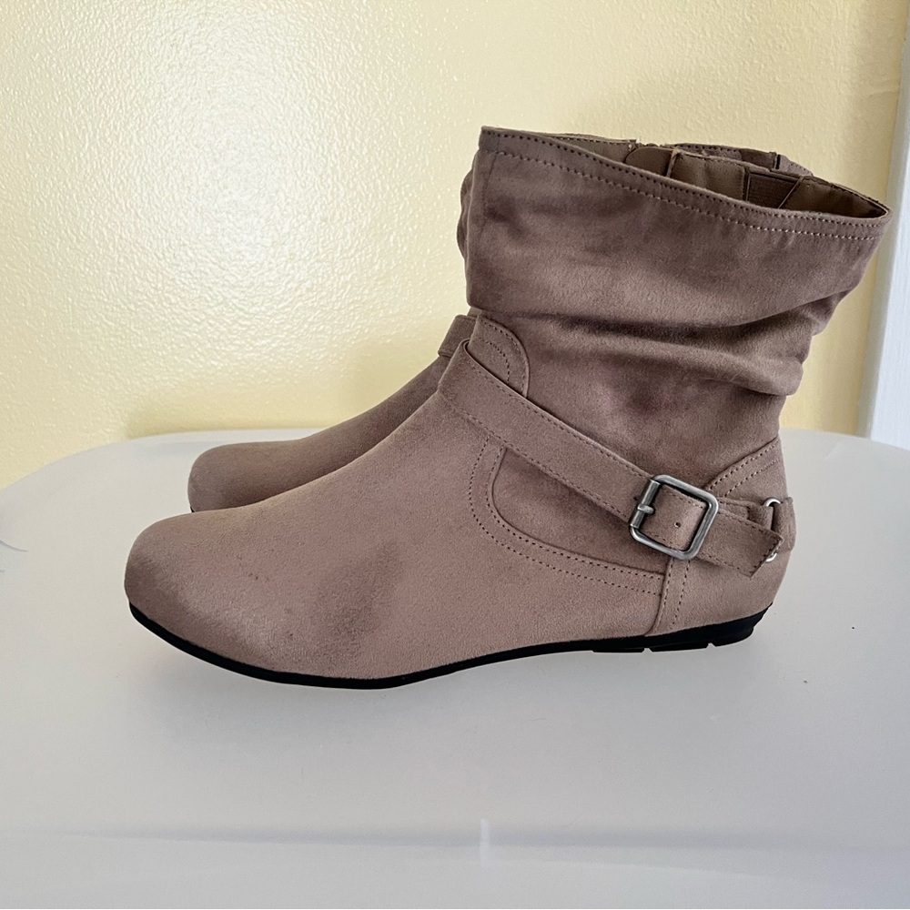 NWOT Torrid booties. Size 8.5 wide width